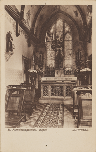 130162 Interieur van het R.K. St. Franciscusgesticht (Utrechtsestraatweg 3-5) te Jutphaas: de kapel.N.B. De gemeente ...